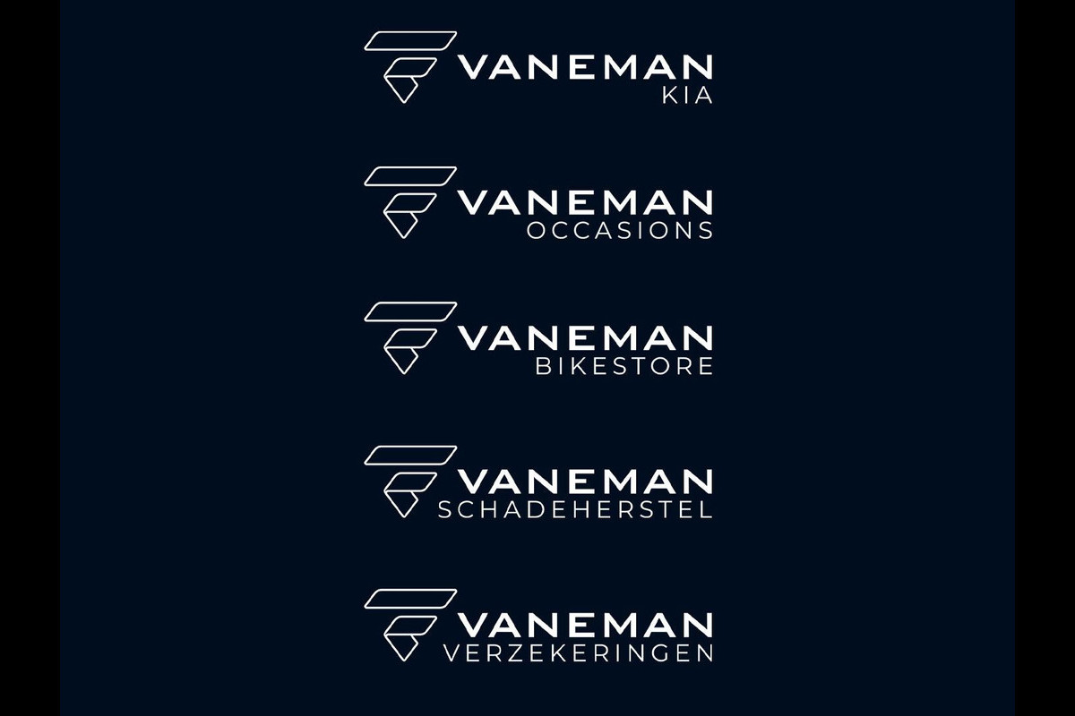 Kia Sportage 1.6 T-GDi Plug-in Hybrid AWD DynamicPlusLine | Pano | Stoel- en Stuurverwarming | Elektr. Bestuurdersstoel | LED | 19-Inch LMV | Kia Sportage 1.6 T-GDi Plug-in Hybrid AWD DynamicPlusLine | Pano | Stoel- en Stuurverwarming | Elektr. Bestuurdersstoel | LED | 19-Inch LMV |