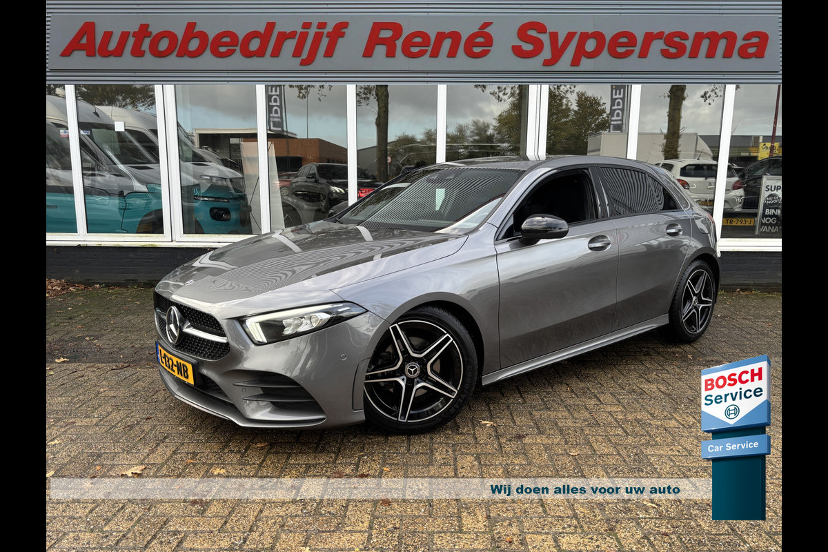 Mercedes-Benz A-Klasse 180 Business Solution AMG | Sfeerverlichting | Automaat | Stoelverwarming | Dodehoek Detector Mercedes-Benz A-Klasse 180 Business Solution AMG | Sfeerverlichting | Automaat | Stoelverwarming | Dodehoek Detector