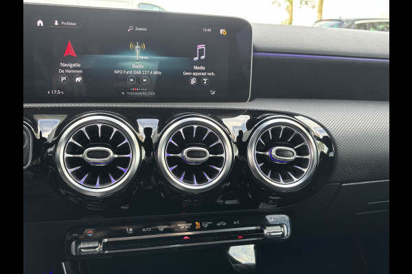 Mercedes-Benz A-Klasse 180 Business Solution AMG | Sfeerverlichting | Automaat | Stoelverwarming | Dodehoek Detector