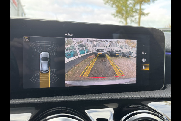 Mercedes-Benz A-Klasse 180 Business Solution AMG | Sfeerverlichting | Automaat | Stoelverwarming | Dodehoek Detector