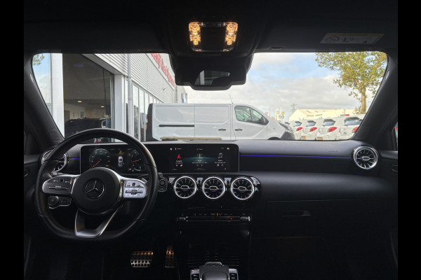 Mercedes-Benz A-Klasse 180 Business Solution AMG | Sfeerverlichting | Automaat | Stoelverwarming | Dodehoek Detector