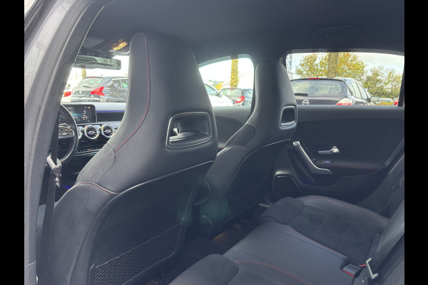 Mercedes-Benz A-Klasse 180 Business Solution AMG | Sfeerverlichting | Automaat | Stoelverwarming | Dodehoek Detector
