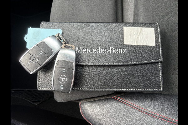 Mercedes-Benz A-Klasse 180 Business Solution AMG | Sfeerverlichting | Automaat | Stoelverwarming | Dodehoek Detector