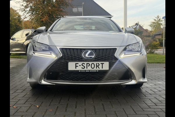 Lexus RC 300h F Sport Line | Schuifdak, Parkeersensoren, Stoelventilatie + verwarming, Leer, Dodehoekherkenning, Navigatie