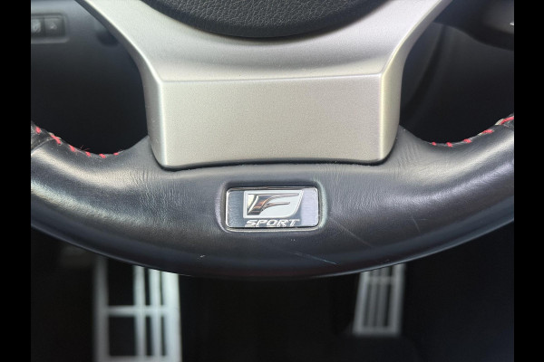 Lexus RC 300h F Sport Line | Schuifdak, Parkeersensoren, Stoelventilatie + verwarming, Leer, Dodehoekherkenning, Navigatie