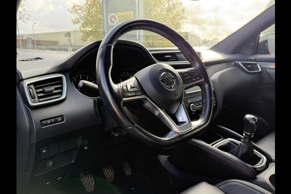 Nissan QASHQAI BWJ 2019 | 1.2 116PK Tekna + | TREKHAAK | LUXURY LEER | CLIMA |PANO | NAVI | CAMERA | PDC 2X | 19'' LMV