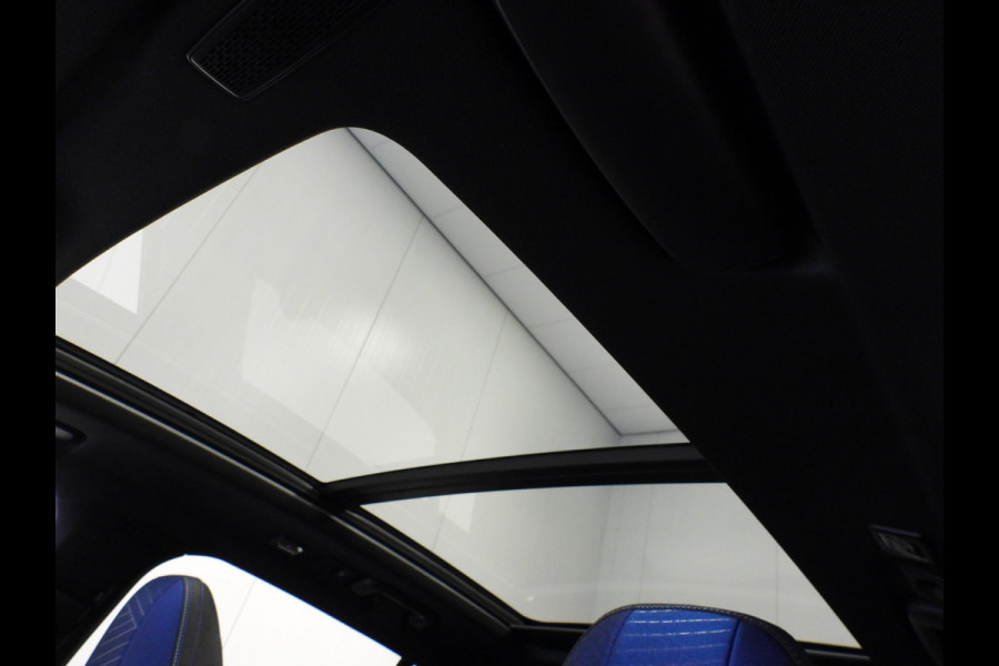 Lynk & Co 01 1.5 PHEV !NIEUW! NAVI/STUURVERW/SCHUIFDAK/LED/20"LMV! Lynk & Co 01 1.5 PHEV !NIEUW! NAVI/STUURVERW/SCHUIFDAK/LED/20"LMV!