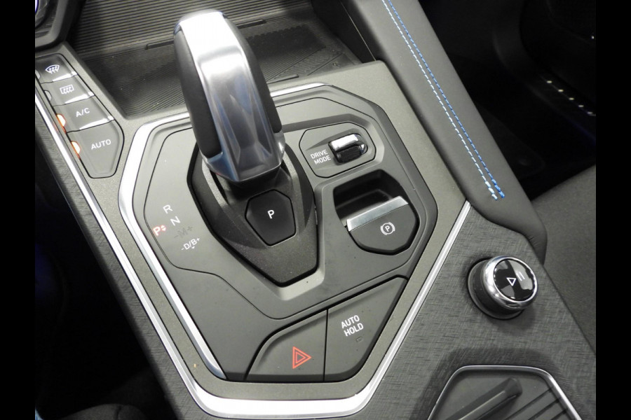 Lynk & Co 01 1.5 PHEV !NIEUW! NAVI/STUURVERW/SCHUIFDAK/LED/20"LMV! Lynk & Co 01 1.5 PHEV !NIEUW! NAVI/STUURVERW/SCHUIFDAK/LED/20"LMV!