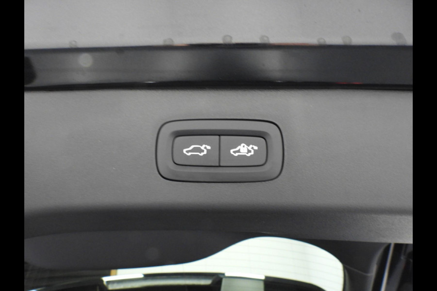 Lynk & Co 01 1.5 PHEV !NIEUW! NAVI/STUURVERW/SCHUIFDAK/LED/20"LMV! Lynk & Co 01 1.5 PHEV !NIEUW! NAVI/STUURVERW/SCHUIFDAK/LED/20"LMV!