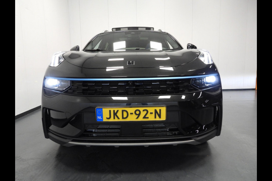 Lynk & Co 01 1.5 PHEV !NIEUW! NAVI/STUURVERW/SCHUIFDAK/LED/20"LMV! Lynk & Co 01 1.5 PHEV !NIEUW! NAVI/STUURVERW/SCHUIFDAK/LED/20"LMV!