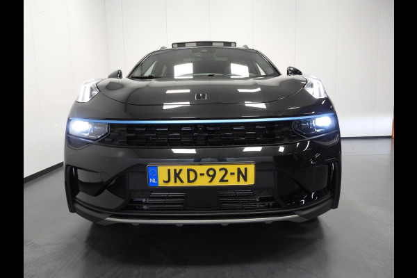 Lynk & Co 01 1.5 PHEV !NIEUW! NAVI/STUURVERW/SCHUIFDAK/LED/20"LMV! Lynk & Co 01 1.5 PHEV !NIEUW! NAVI/STUURVERW/SCHUIFDAK/LED/20"LMV!