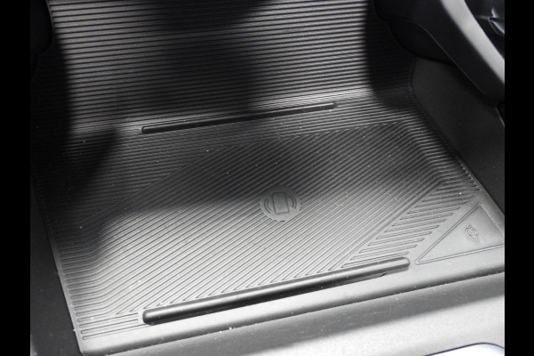 Lynk & Co 01 1.5 PHEV !NIEUW! NAVI/STUURVERW/SCHUIFDAK/LED/20"LMV! Lynk & Co 01 1.5 PHEV !NIEUW! NAVI/STUURVERW/SCHUIFDAK/LED/20"LMV!