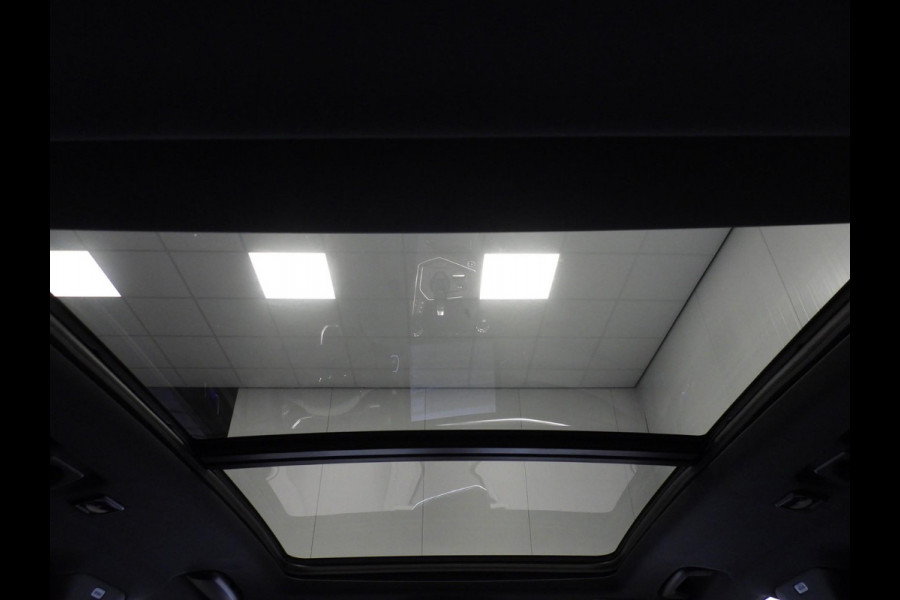 Lynk & Co 01 1.5 PHEV !NIEUW! NAVI/STUURVERW/SCHUIFDAK/LED/20"LMV! Lynk & Co 01 1.5 PHEV !NIEUW! NAVI/STUURVERW/SCHUIFDAK/LED/20"LMV!