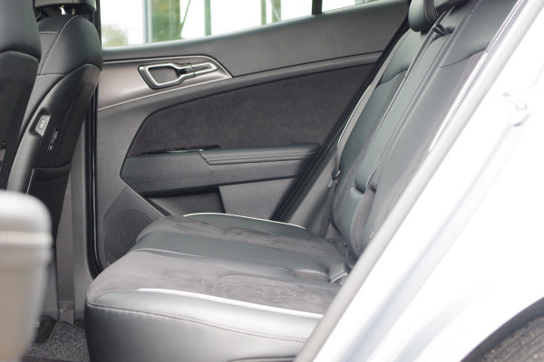 Kia Sportage 1.6 T-GDi MHEV 4WD GT-Line Edition, 4X4, 360 Camera, 4 x Stoelverwarming, Keyless Kia Sportage 1.6 T-GDi MHEV 4WD GT-Line Edition, 4X4, 360 Camera, 4 x Stoelverwarming, Keyless