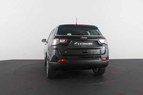 Jeep Compass 1.5T e-Hybrid Longitude Camera/Stoelverwarming/Hybride/Keyless Jeep Compass 1.5T e-Hybrid Longitude Camera/Stoelverwarming/Hybride/Keyless