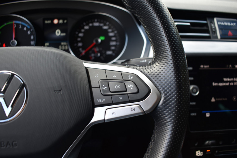Volkswagen Passat Variant 218PK DSG HYBRID GTE BUSINESS LEDER/CAMERA/TREKHAAK/IQ-LIGHT