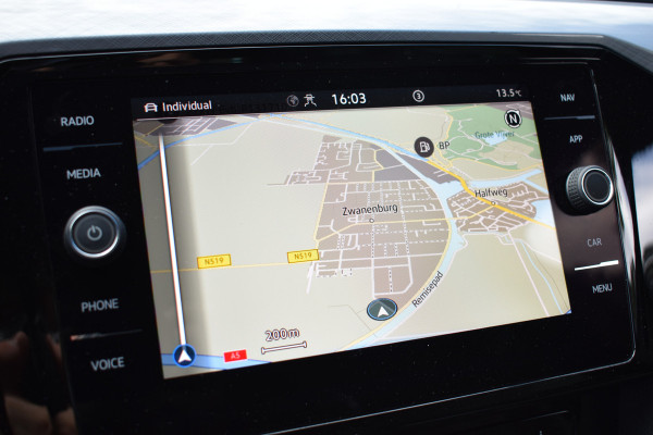 Volkswagen Passat Variant 218PK DSG HYBRID GTE BUSINESS LEDER/CAMERA/TREKHAAK/IQ-LIGHT