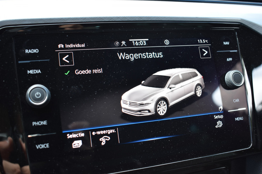 Volkswagen Passat Variant 218PK DSG HYBRID GTE BUSINESS LEDER/CAMERA/TREKHAAK/IQ-LIGHT