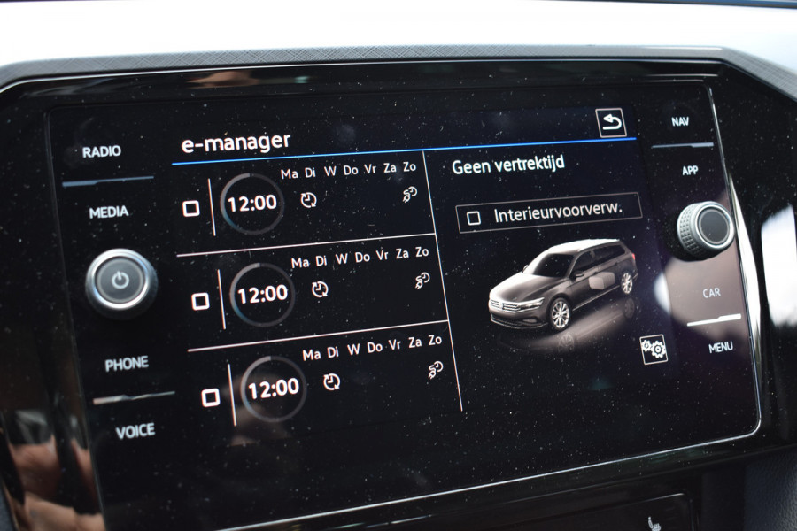 Volkswagen Passat Variant 218PK DSG HYBRID GTE BUSINESS LEDER/CAMERA/TREKHAAK/IQ-LIGHT