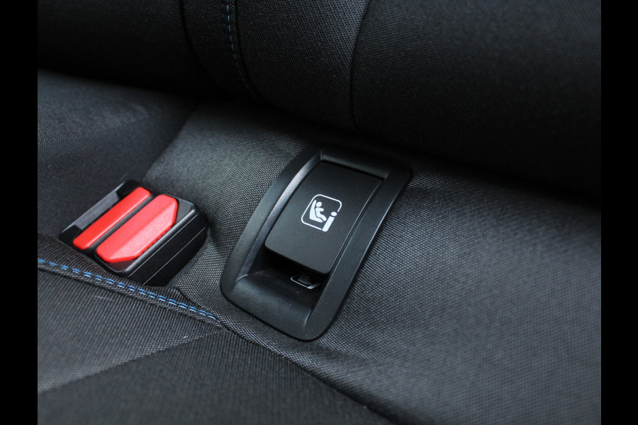 Lynk & Co 01 1.5 CARPLAY | 360CAMERA | DAB | PANODAK | LED | STOELVERW | ADAPCRUISE | WIFI Lynk & Co 01 1.5 CARPLAY | 360CAMERA | DAB | PANODAK | LED | STOELVERW | ADAPCRUISE | WIFI