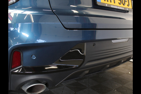 Lynk & Co 01 1.5 CARPLAY | 360CAMERA | DAB | PANODAK | LED | STOELVERW | ADAPCRUISE | WIFI Lynk & Co 01 1.5 CARPLAY | 360CAMERA | DAB | PANODAK | LED | STOELVERW | ADAPCRUISE | WIFI