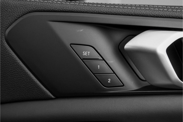 BMW X5 xDrive45e High Ex M-Sport Driving Ass Pro Luchtvering Trekhaak 360° BMW X5 xDrive45e High Ex M-Sport Driving Ass Pro Luchtvering Trekhaak 360°