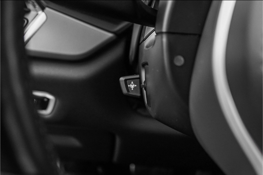 BMW X5 xDrive45e High Ex M-Sport Driving Ass Pro Luchtvering Trekhaak 360° BMW X5 xDrive45e High Ex M-Sport Driving Ass Pro Luchtvering Trekhaak 360°