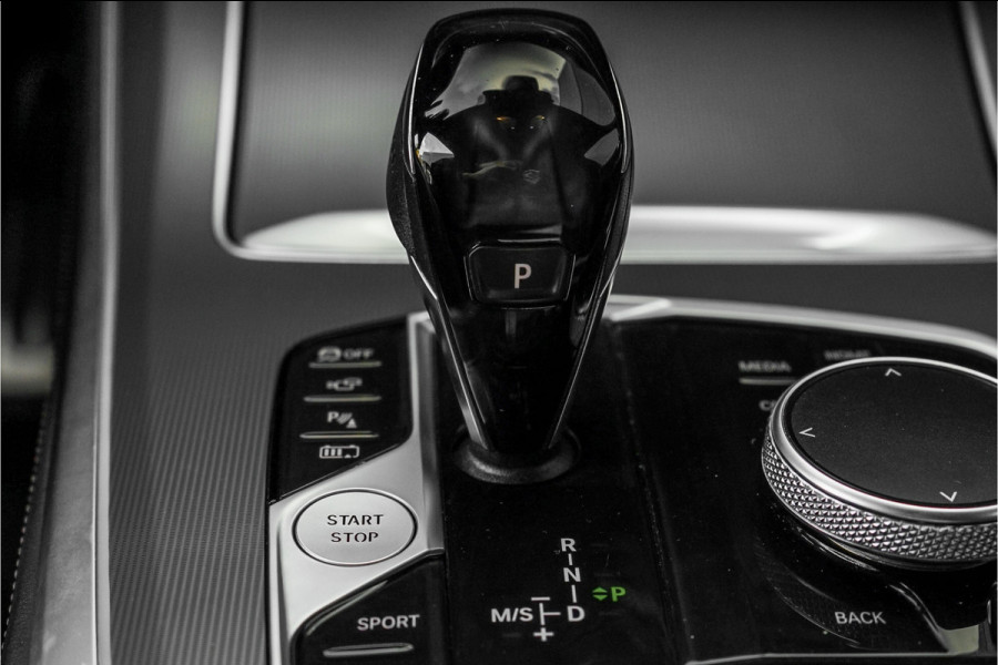 BMW X5 xDrive45e High Ex M-Sport Driving Ass Pro Luchtvering Trekhaak 360° BMW X5 xDrive45e High Ex M-Sport Driving Ass Pro Luchtvering Trekhaak 360°