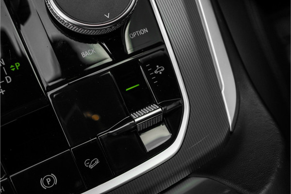 BMW X5 xDrive45e High Ex M-Sport Driving Ass Pro Luchtvering Trekhaak 360° BMW X5 xDrive45e High Ex M-Sport Driving Ass Pro Luchtvering Trekhaak 360°