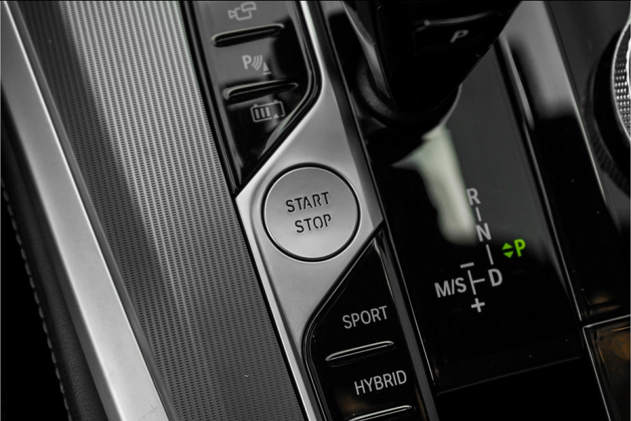 BMW X5 xDrive45e High Ex M-Sport Driving Ass Pro Luchtvering Trekhaak 360° BMW X5 xDrive45e High Ex M-Sport Driving Ass Pro Luchtvering Trekhaak 360°