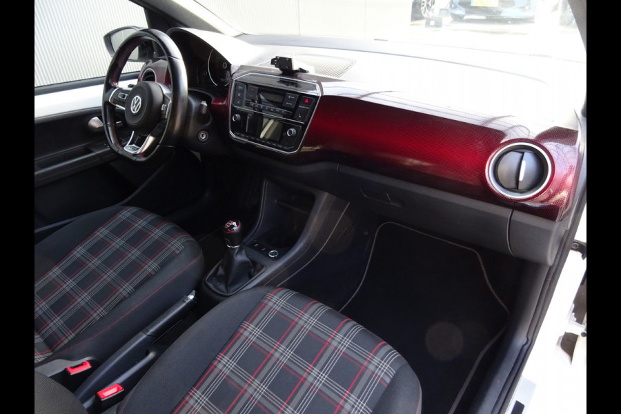 Volkswagen up! 1.0 TSI GTI * PDC * STOELVERW. * CITY SAFETY !! Volkswagen up! 1.0 TSI GTI * PDC * STOELVERW. * CITY SAFETY !!