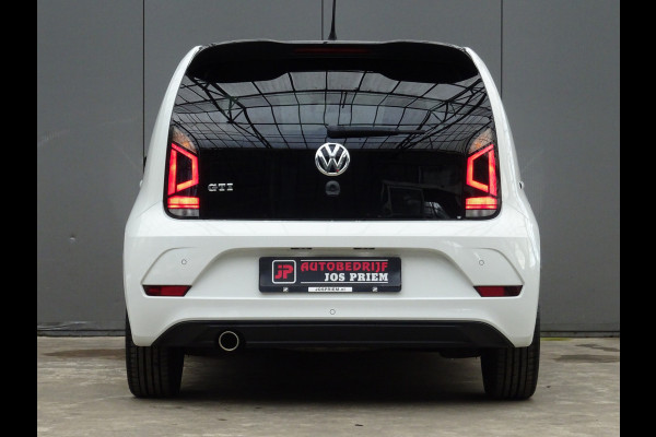 Volkswagen up! 1.0 TSI GTI * PDC * STOELVERW. * CITY SAFETY !! Volkswagen up! 1.0 TSI GTI * PDC * STOELVERW. * CITY SAFETY !!