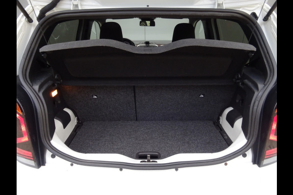 Volkswagen up! 1.0 TSI GTI * PDC * STOELVERW. * CITY SAFETY !! Volkswagen up! 1.0 TSI GTI * PDC * STOELVERW. * CITY SAFETY !!