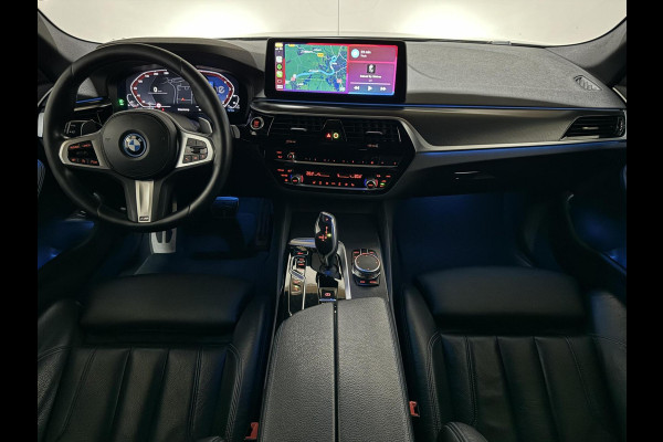 BMW 5 Serie Touring 530e M-Sport Pano Sfeer Leder Carplay Trekh.