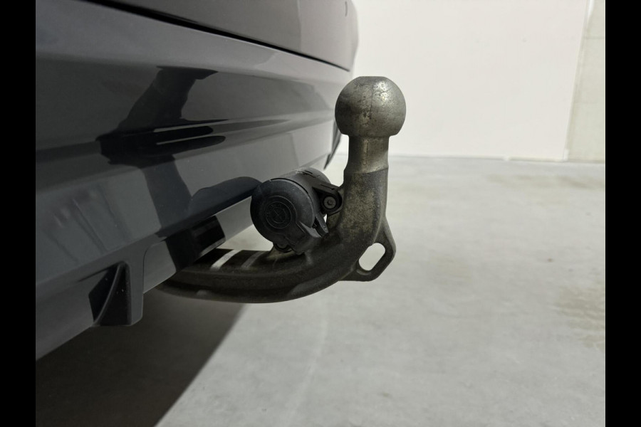 BMW 5 Serie Touring 530e M-Sport Pano Sfeer Leder Carplay Trekh.