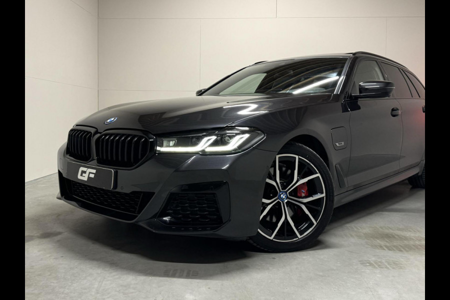 BMW 5 Serie Touring 530e M-Sport Pano Sfeer Leder Carplay Trekh.