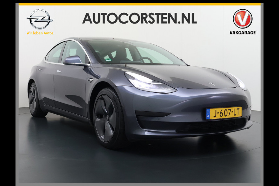 Tesla Model 3 RWD SR+ 60kWh 325PK SOH 88% Trekhaak 1.000KG Trekgewicht Lmv AutoPilot Leder PanoDak Adaptive-Cruise Lmv Camera's Elektr.-Stuur+ Navi LED ACC DAB Voorverwarmen interieur via App Keyless via Telefoonsleutel One-Pedal-Drive 1e Eigenaar Origineel Nederlandse Auto tot 11kw laden thuis! 1.584kg licht! Accu garantie 160.000km/28-09-2028 Tesla Model 3 RWD SR+ 60kWh 325PK SOH 88% Trekhaak 1.000KG Trekgewicht Lmv AutoPilot Leder PanoDak Adaptive-Cruise Lmv Camera's Elektr.-Stuur+ Navi LED ACC DAB Voorverwarmen interieur via App Keyless via Telefoonsleutel One-Pedal-Drive 1e Eigenaar Origineel Nederlandse Auto tot 11kw laden thuis! 1.584kg licht! Accu garantie 160.000km/28-09-2028