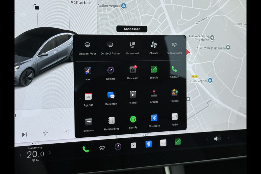 Tesla Model 3 RWD SR+ 60kWh 325PK SOH 88% Trekhaak 1.000KG Trekgewicht Lmv AutoPilot Leder PanoDak Adaptive-Cruise Lmv Camera's Elektr.-Stuur+ Navi LED ACC DAB Voorverwarmen interieur via App Keyless via Telefoonsleutel One-Pedal-Drive 1e Eigenaar Origineel Nederlandse Auto tot 11kw laden thuis! 1.584kg licht! Accu garantie 160.000km/28-09-2028 Tesla Model 3 RWD SR+ 60kWh 325PK SOH 88% Trekhaak 1.000KG Trekgewicht Lmv AutoPilot Leder PanoDak Adaptive-Cruise Lmv Camera's Elektr.-Stuur+ Navi LED ACC DAB Voorverwarmen interieur via App Keyless via Telefoonsleutel One-Pedal-Drive 1e Eigenaar Origineel Nederlandse Auto tot 11kw laden thuis! 1.584kg licht! Accu garantie 160.000km/28-09-2028
