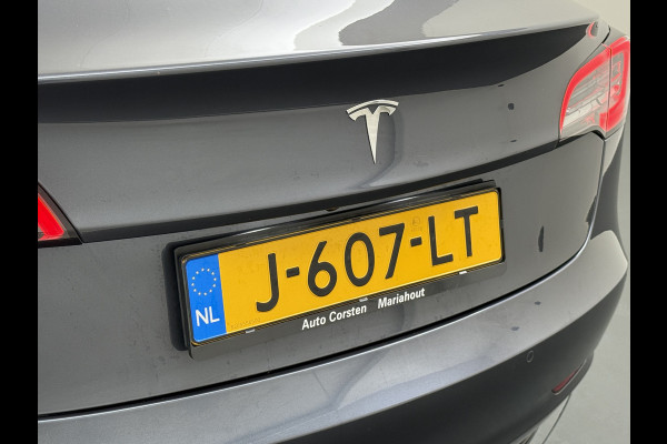 Tesla Model 3 RWD SR+ 60kWh 325PK SOH 88% Trekhaak 1.000KG Trekgewicht Lmv AutoPilot Leder PanoDak Adaptive-Cruise Lmv Camera's Elektr.-Stuur+ Navi LED ACC DAB Voorverwarmen interieur via App Keyless via Telefoonsleutel One-Pedal-Drive 1e Eigenaar Origineel Nederlandse Auto tot 11kw laden thuis! 1.584kg licht! Accu garantie 160.000km/28-09-2028 Tesla Model 3 RWD SR+ 60kWh 325PK SOH 88% Trekhaak 1.000KG Trekgewicht Lmv AutoPilot Leder PanoDak Adaptive-Cruise Lmv Camera's Elektr.-Stuur+ Navi LED ACC DAB Voorverwarmen interieur via App Keyless via Telefoonsleutel One-Pedal-Drive 1e Eigenaar Origineel Nederlandse Auto tot 11kw laden thuis! 1.584kg licht! Accu garantie 160.000km/28-09-2028