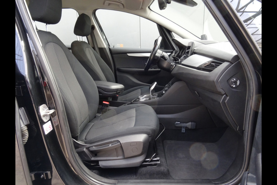 BMW 2 Serie Gran Tourer 218i 7p. Business Edition * HEAD-UP * CARPLAY * VOLLE TANK !! BMW 2 Serie Gran Tourer 218i 7p. Business Edition * HEAD-UP * CARPLAY * VOLLE TANK !!