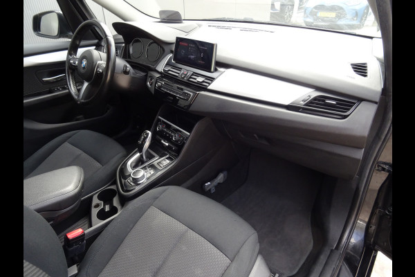 BMW 2 Serie Gran Tourer 218i 7p. Business Edition * HEAD-UP * CARPLAY * VOLLE TANK !! BMW 2 Serie Gran Tourer 218i 7p. Business Edition * HEAD-UP * CARPLAY * VOLLE TANK !!