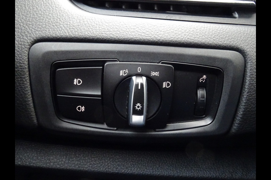 BMW 2 Serie Gran Tourer 218i 7p. Business Edition * HEAD-UP * CARPLAY * VOLLE TANK !! BMW 2 Serie Gran Tourer 218i 7p. Business Edition * HEAD-UP * CARPLAY * VOLLE TANK !!