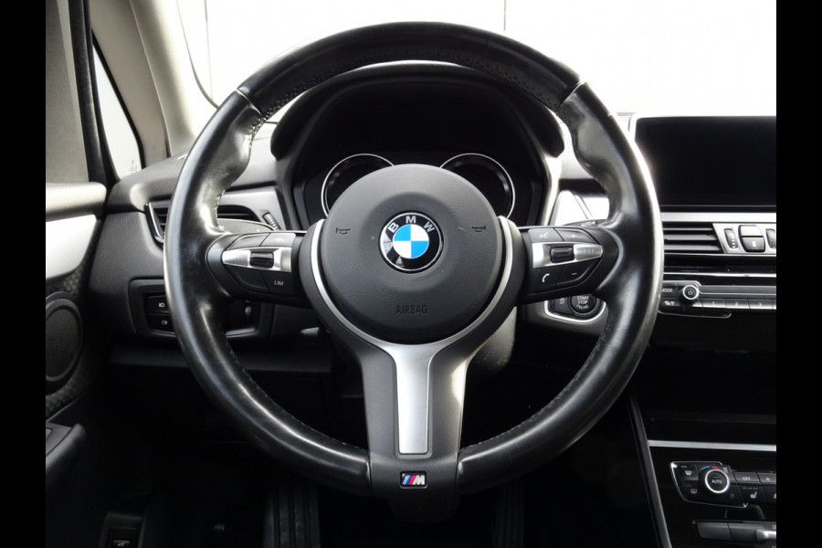BMW 2 Serie Gran Tourer 218i 7p. Business Edition * HEAD-UP * CARPLAY * VOLLE TANK !! BMW 2 Serie Gran Tourer 218i 7p. Business Edition * HEAD-UP * CARPLAY * VOLLE TANK !!