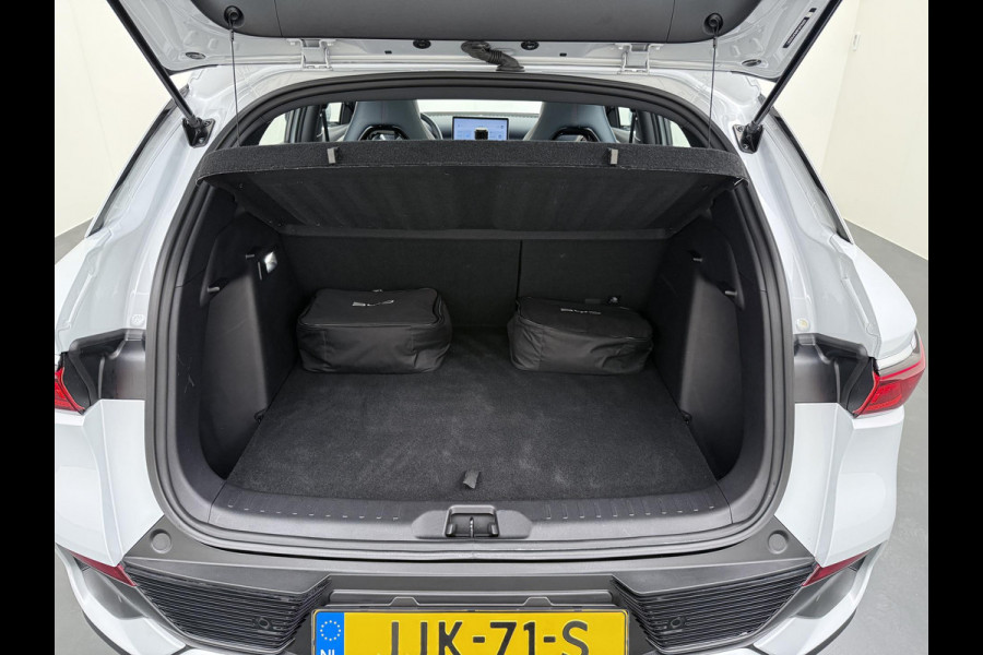 BYD ATTO 3 Comfort 60 kWh FABR. GARANTIE T/M 2029 | AANDRIJFLIJN EN ACCU ZELFS T/M 2031 BYD ATTO 3 Comfort 60 kWh FABR. GARANTIE T/M 2029 | AANDRIJFLIJN EN ACCU ZELFS T/M 2031