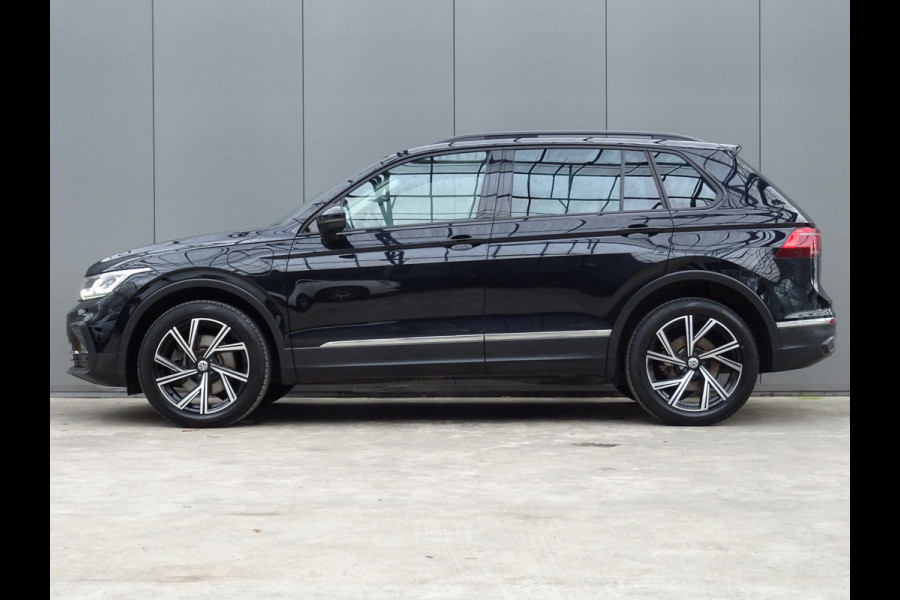 Volkswagen Tiguan 1.4 TSI eHybrid Business+ * PANORAMADAK * 19 INCH * CARPLAY !!