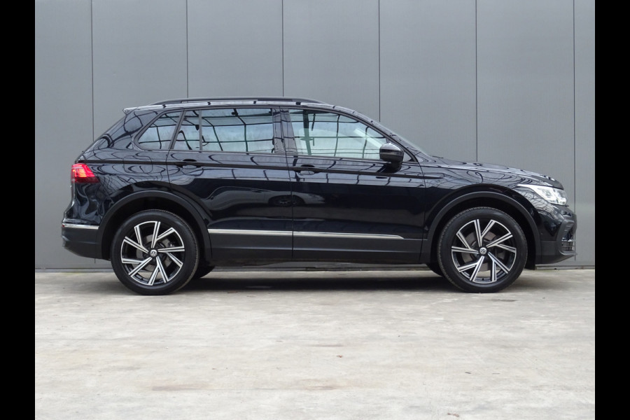 Volkswagen Tiguan 1.4 TSI eHybrid Business+ * PANORAMADAK * 19 INCH * CARPLAY !!