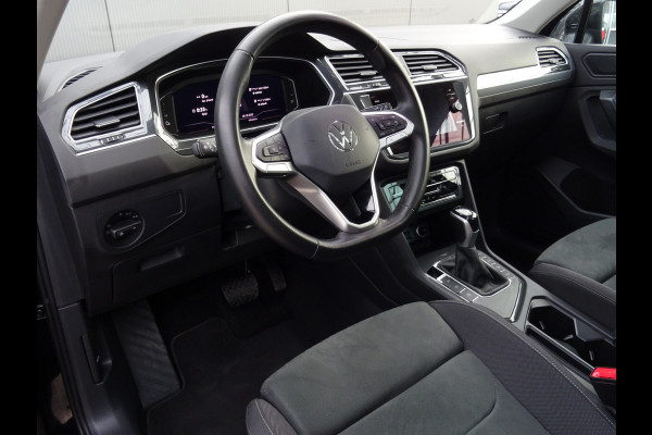 Volkswagen Tiguan 1.4 TSI eHybrid Business+ * PANORAMADAK * 19 INCH * CARPLAY !!