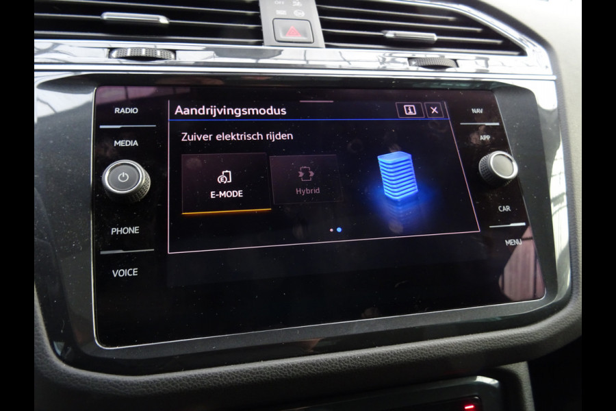 Volkswagen Tiguan 1.4 TSI eHybrid Business+ * PANORAMADAK * 19 INCH * CARPLAY !!