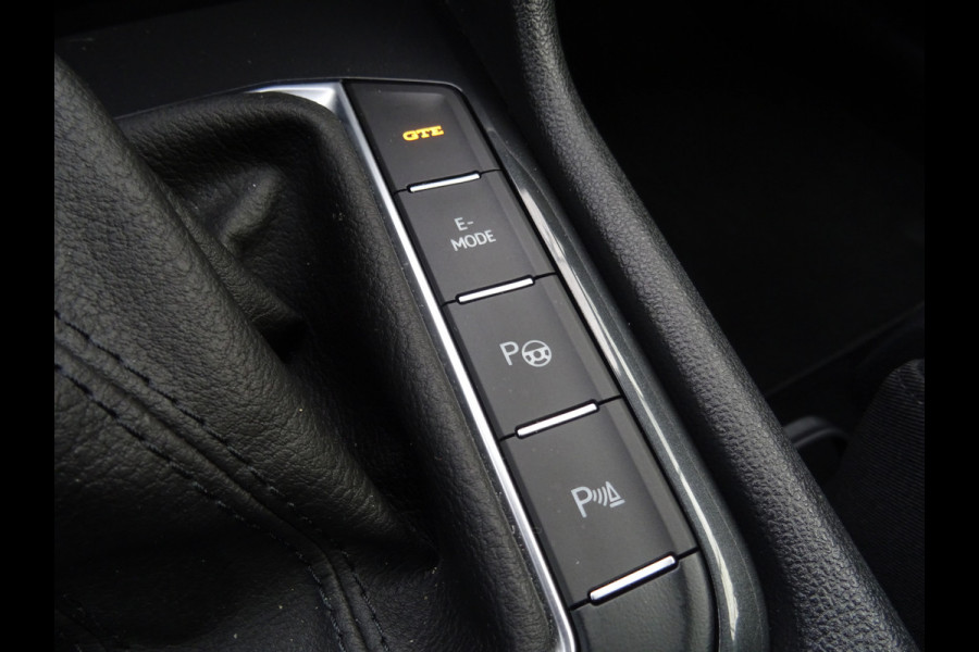 Volkswagen Tiguan 1.4 TSI eHybrid Business+ * PANORAMADAK * 19 INCH * CARPLAY !!