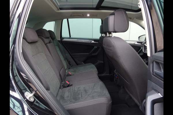 Volkswagen Tiguan 1.4 TSI eHybrid Business+ * PANORAMADAK * 19 INCH * CARPLAY !!